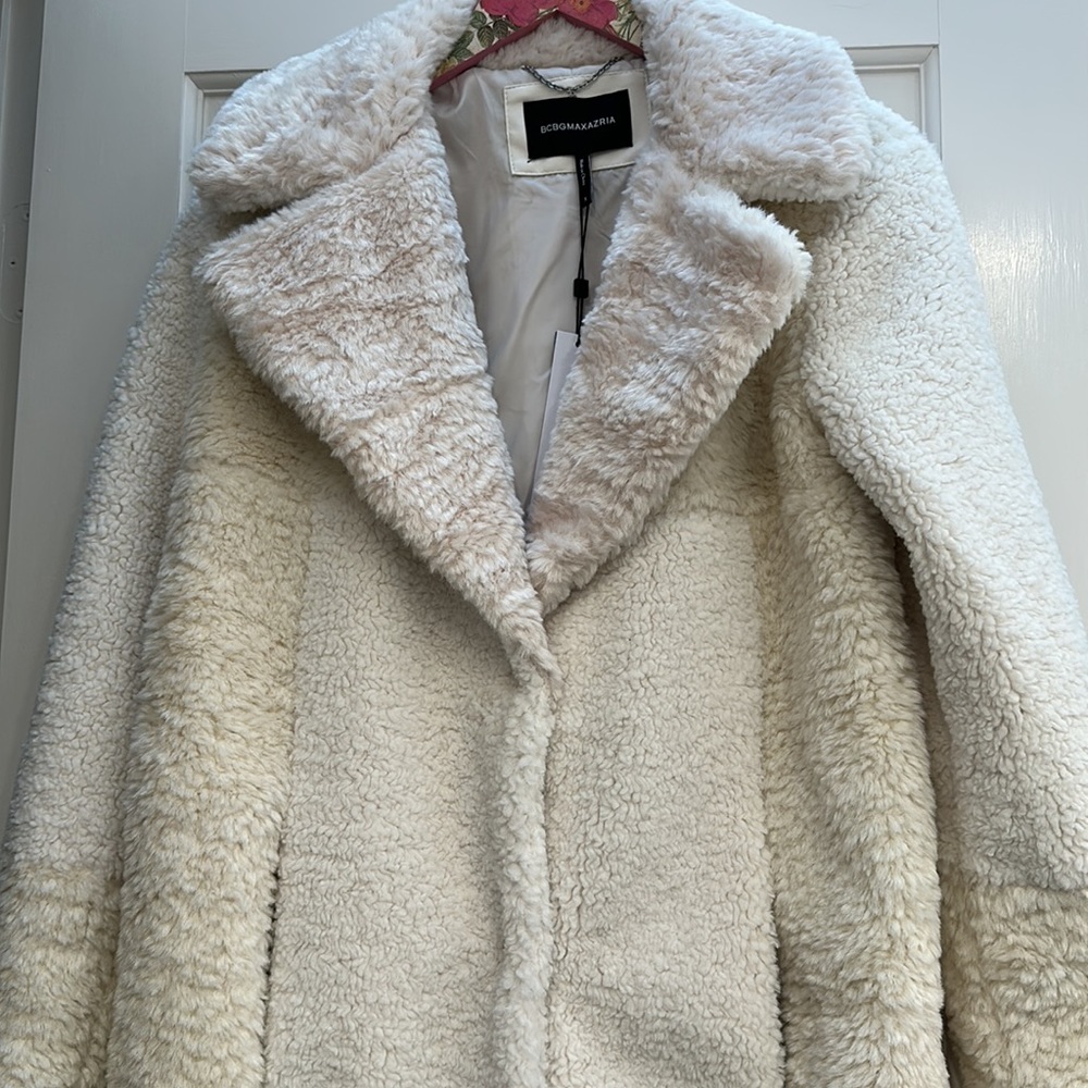 BCBGMaxAzria Coat - Picture 4 of 9